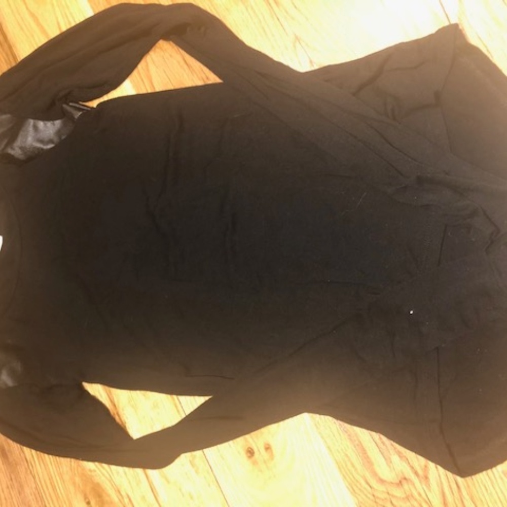 Faux-leather shoulder long sleeve top